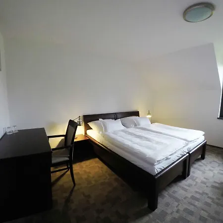 Ryzmburk Hotel Upice