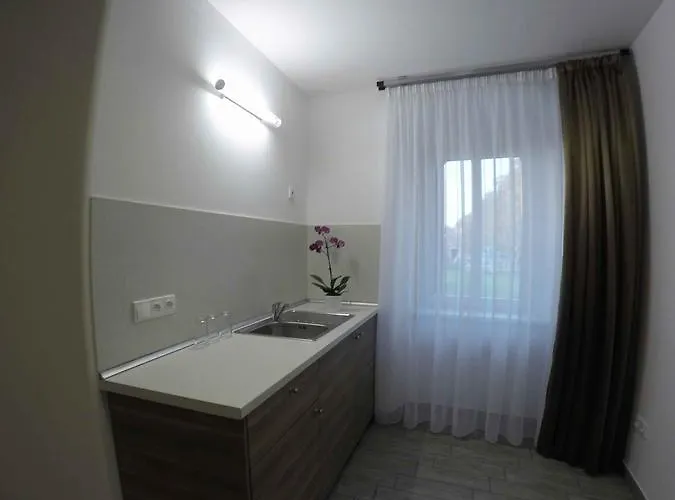 Ryzmburk Szálloda Úpice